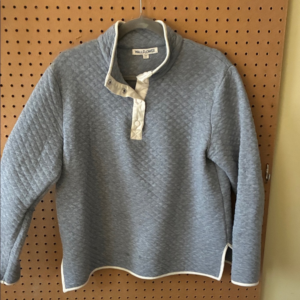 Wallflower Gray Quilted Top with White Trim